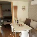 Campsite Seahorse Mobile Home, Soline Biograd